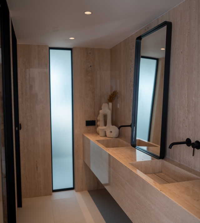 daltv villa views first line Ibiza bathroom .jpg